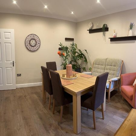 Villa Adam'S Place, Watford Wd17 2Py Extérieur photo